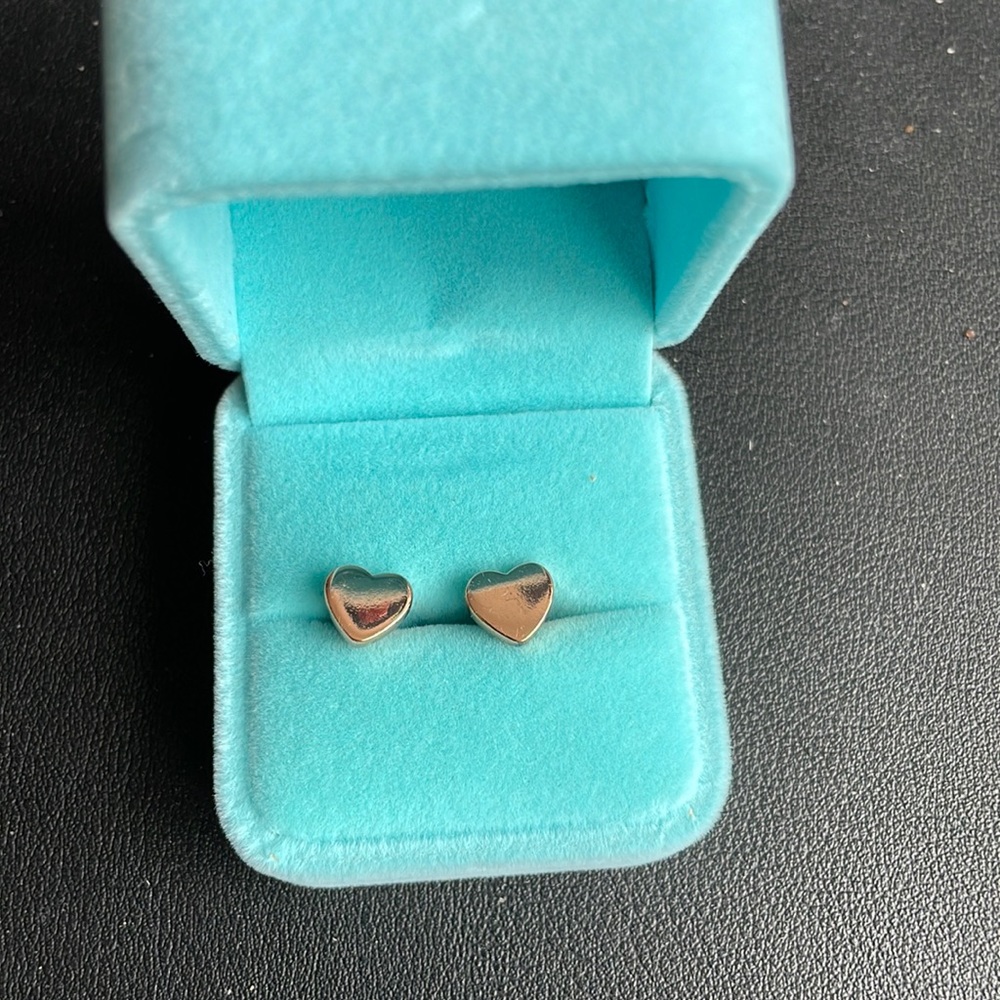 Marc Jacobs heart earrings